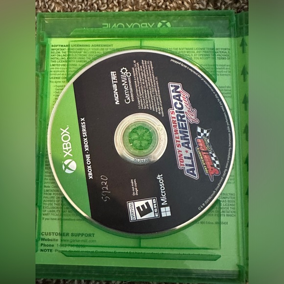 Tony Stewart’s All American Racing 2 Game Bundle, Xbox One, Xbox Series X - Picture 3 of 4